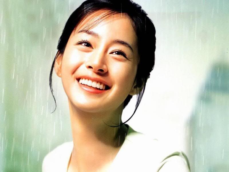 kimtaehee0500019bk.jpg