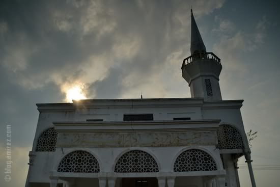 Depan Masjid Brunei