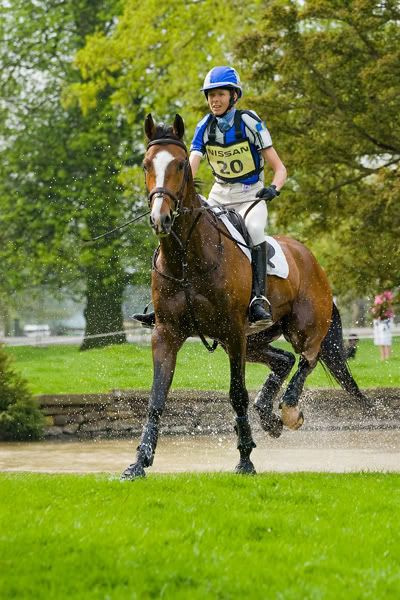 IMAGE: http://i39.photobucket.com/albums/e180/craigo1/chatsworth%20horse%20trials%202008/LITTLELEO-ChristiePanda.jpg