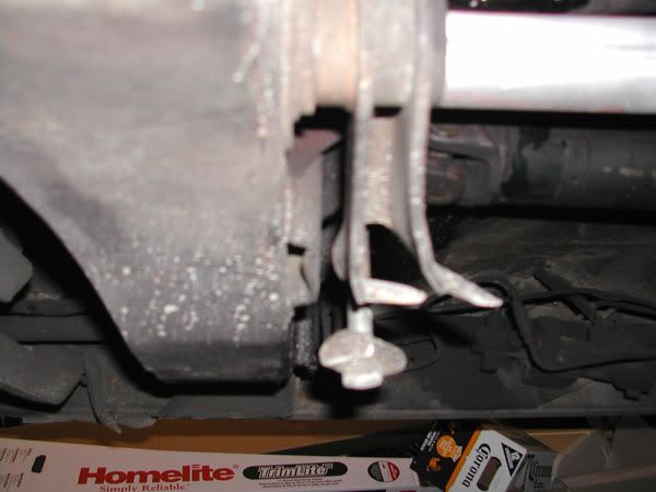 Toyota pickup torsion bar bolt