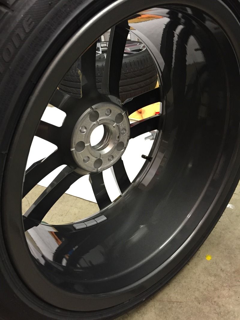 Black Rims & Brake Dust