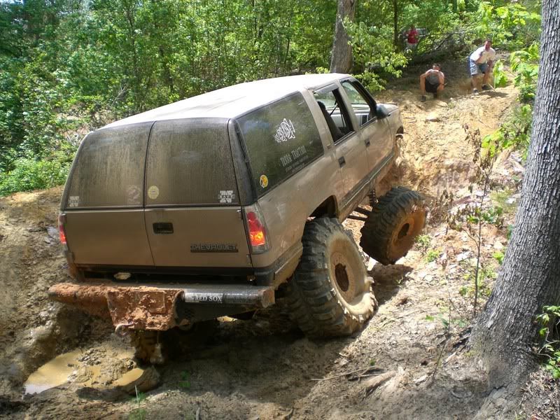 http://i39.photobucket.com/albums/e195/jeeperjosh/RiverRock/RiverRock012.jpg