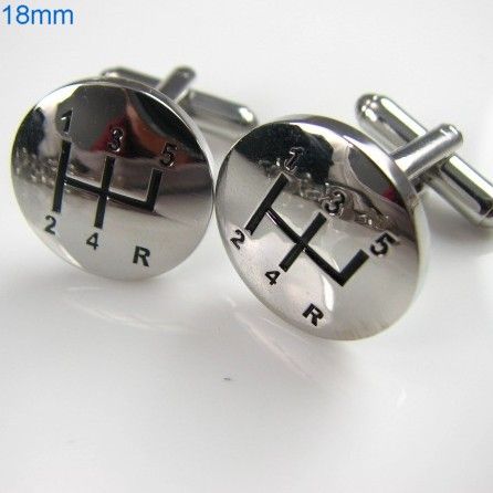 http://i39.photobucket.com/albums/e200/pioypioy/cufflinks/a/cf255-a.jpg