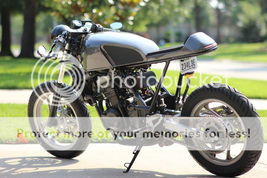 Patron 250 Cafe Racer